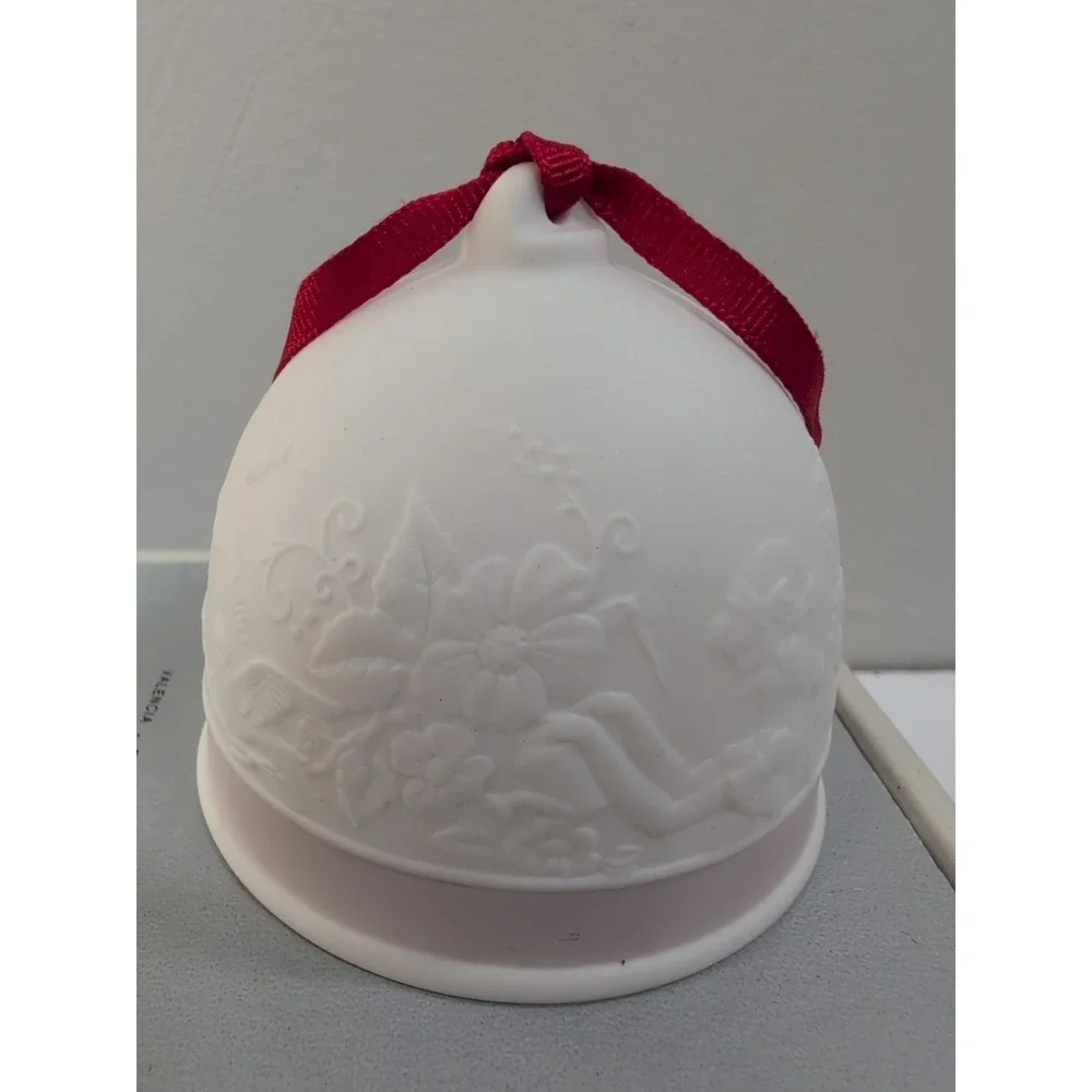 Lladro 1991 Spring Collectors Society Bell Retired 3.25